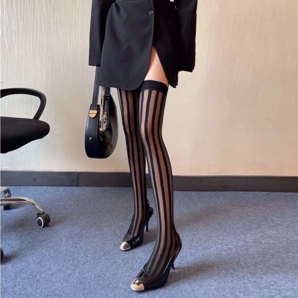 Vertical Stripe Thigh High Stockings - Picture 4 of 4